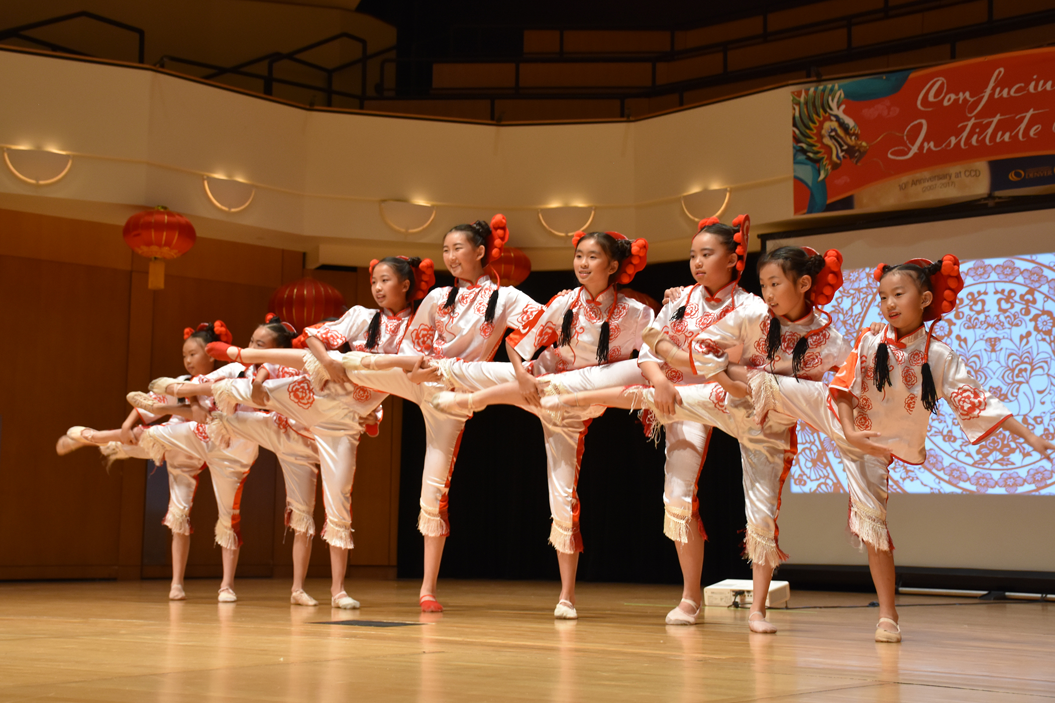 girls on stage performing from Denver Chinese School Jasmine Dance Academy