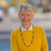 headshot of Mary Beth Susman