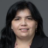 Headshot of Gloria Monzon